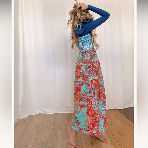 Modaposa smocked printed midi dress - Picture 2 of 6